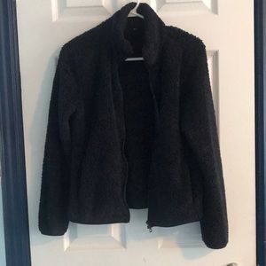 Uniqlo navy blue fluffy fleece sweater